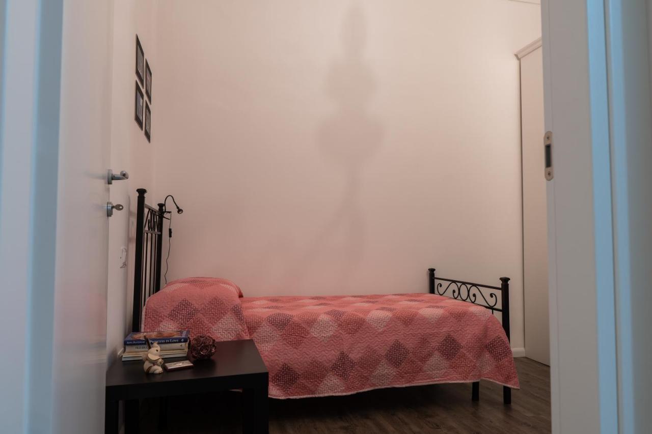 La Casa Di Alvy Hotel Pescara Kültér fotó